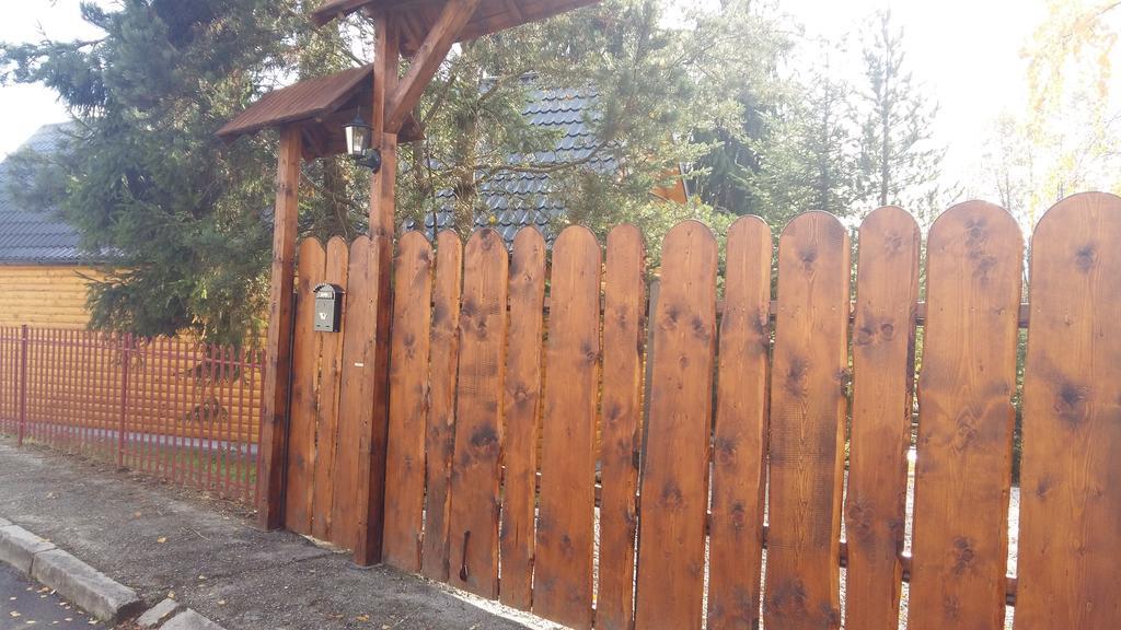 Liptovská Chata pri potoku Liptovský Mikuláš Exterior foto